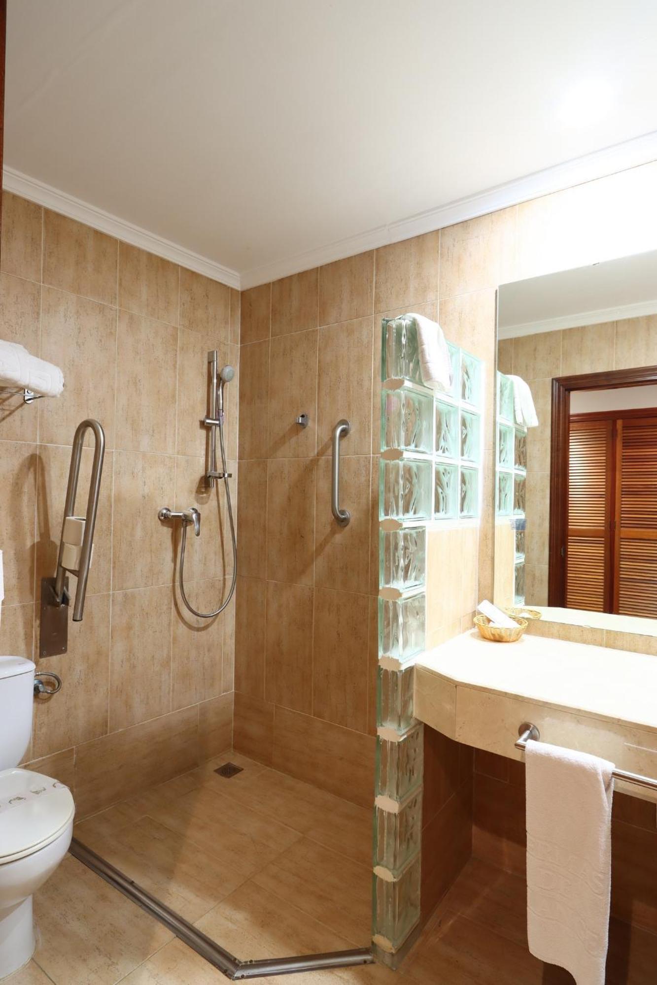 Hotel Varinia Serena - Balneario De אלאנחה מראה חיצוני תמונה